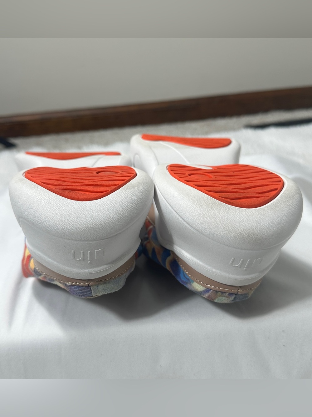 UIN Dye-Misty Art Print Slip On Colorful Canvas Casual Comfort Shoes Womens Sz 8 - Picture 13 of 15